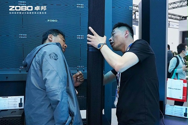 6聚焦展会盛况丨北京infocomm展 ZOBO卓邦展会第二天 热度依旧不减 好评如潮 6聚焦展会盛况丨北京infocomm展 ZOBO卓邦展会第二天 热度依旧不减 好评如潮