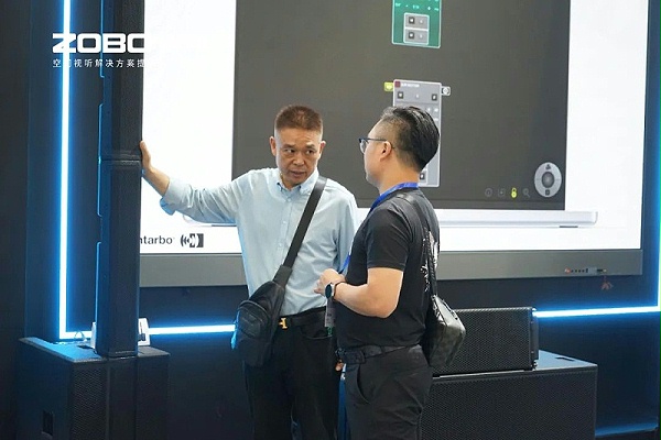 8璀璨新品燃爆全场!ZOBO卓邦次日热度飙升,口碑炸裂 8璀璨新品燃爆全场!ZOBO卓邦次日热度飙升,口碑炸裂