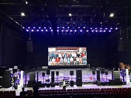 音响设备发展现状及其在舞台演出中的应用