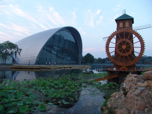 秦皇岛槐花湖大剧院